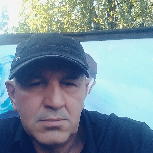 Ариф Сахрайев