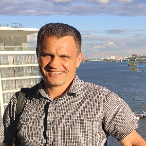 Олег Калинин