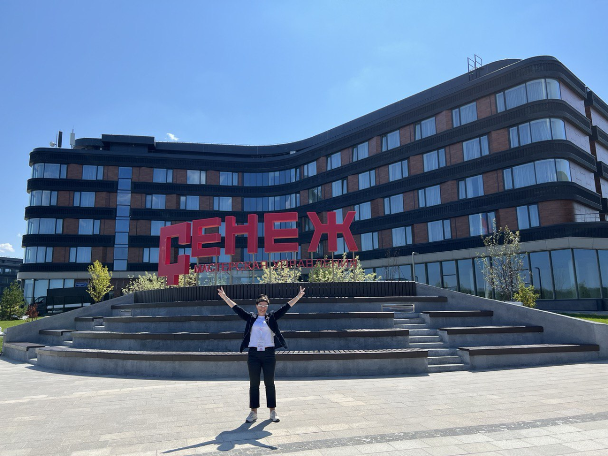 Код России,  социальный аспект политики, тренды близкого будущего, механизмы поведения человека - темы второго дня очного обучения программы "Женщина-Лидер"
По традиции  - цитаты дня | Сетка — социальная сеть от hh.ru