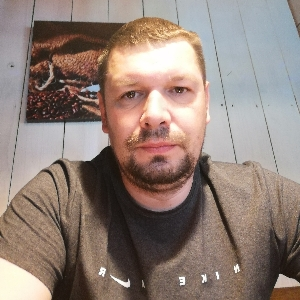 Роман Веденин