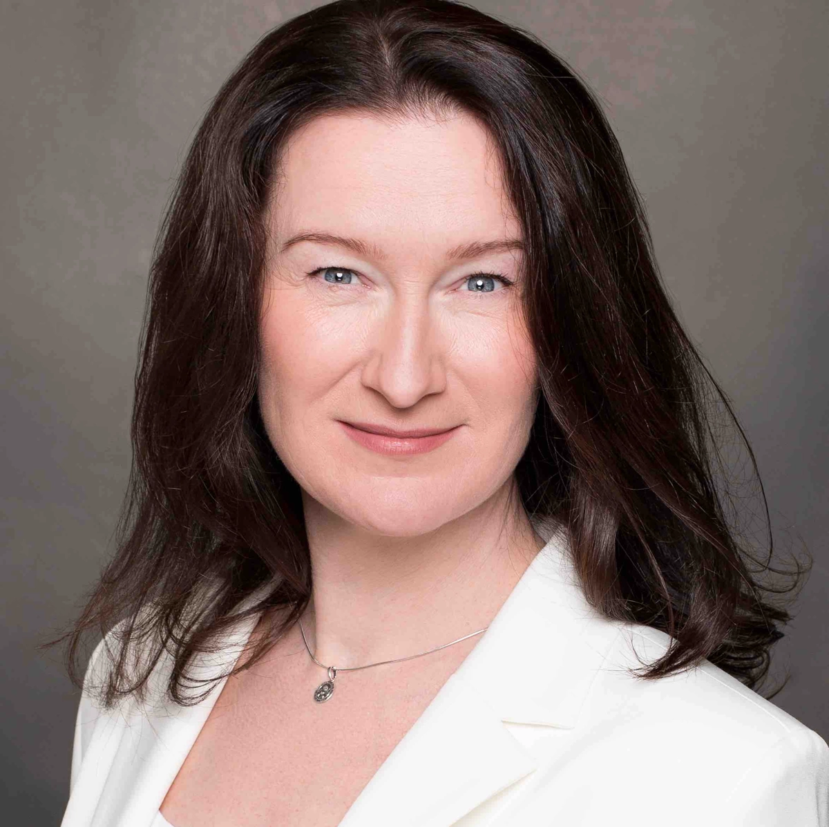 Элла Петрова | Сетка — социальная сеть от hh.ru