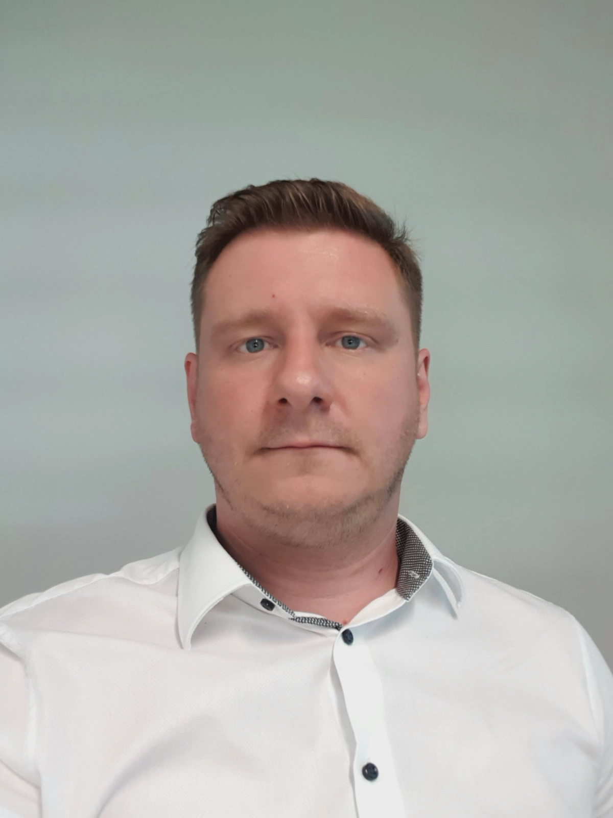 Василий Жаров