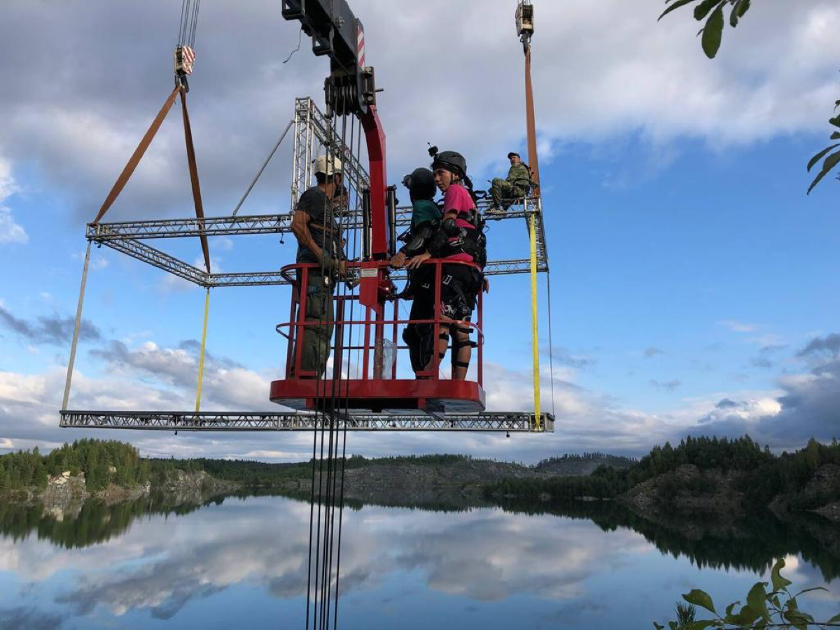 Поделитесь вашим фото с последнего съемочного дня тоже 🤟🏿 | Сетка — социальная сеть от hh.ru