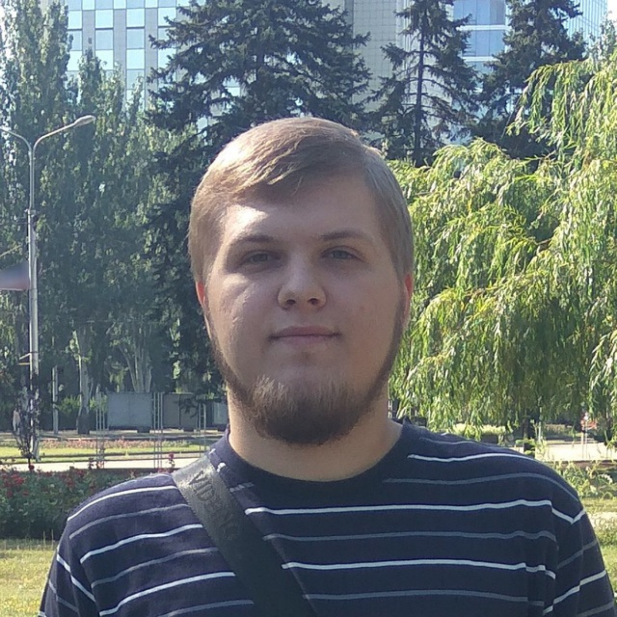 Илья Клушин