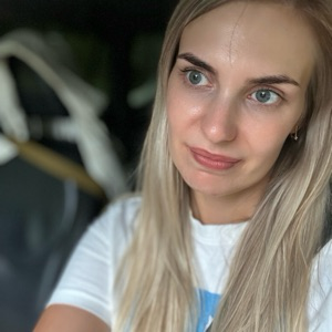 Евгения Карлова