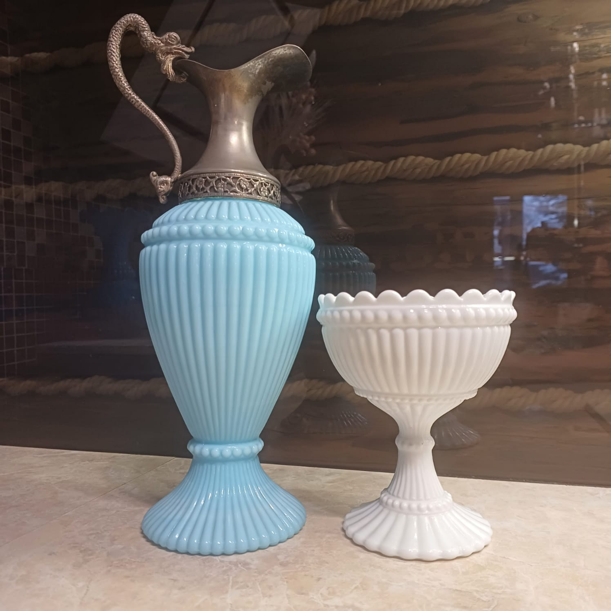 Винтажное стекло из Италии и Франции. 
Удивляет,  Как это красота сохранилась до наших дней.  Цветная коллекция- радуга в доме. 
#виртаж
#vintage 
#винтажнаялавка
#винтажныйунивермаг
#евроблошка | Сетка — социальная сеть от hh.ru