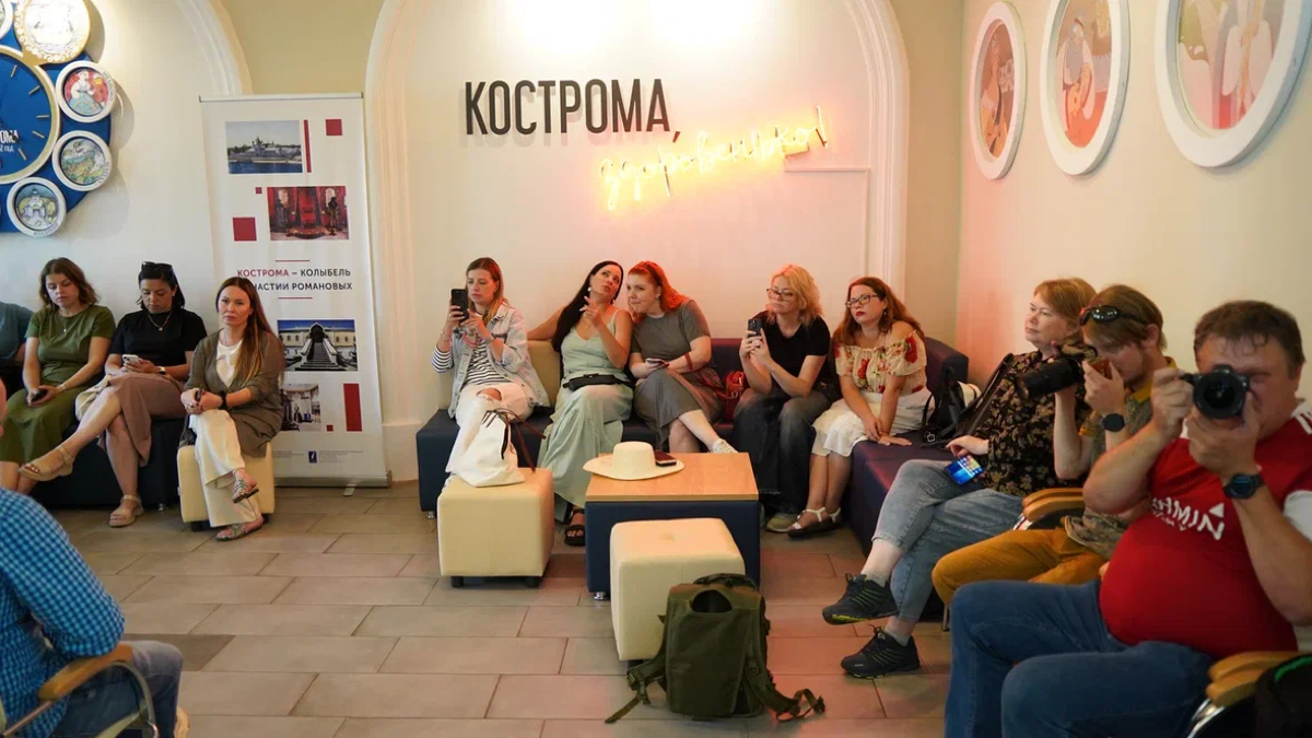 Кострома удивительна! Каждый раз в этом городе я нахожу что-то новое. На прошлой неделе прекрасной компанией мы прогуливались по Костромским улочкам и искали Мазайских Зайцев | Сетка — социальная сеть от hh.ru
