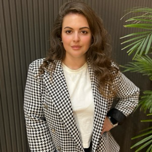 Юля Леонова | Сетка — социальная сеть от hh.ru