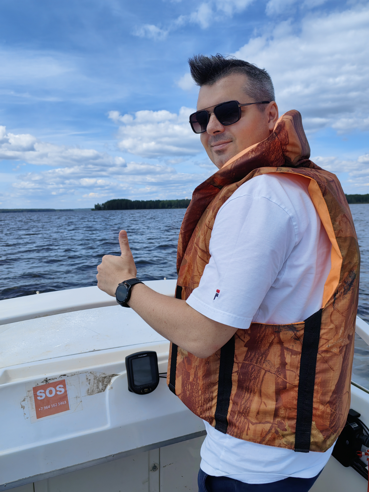 Всем привет! 🤚
Занимаюсь финансовым моделированием, экономической аналитикой 📈
как хобби пишу приложения на Django 🐍
Работаю над стартапом 😎
Давайте знакомится 🙏 | Сетка — социальная сеть от hh.ru