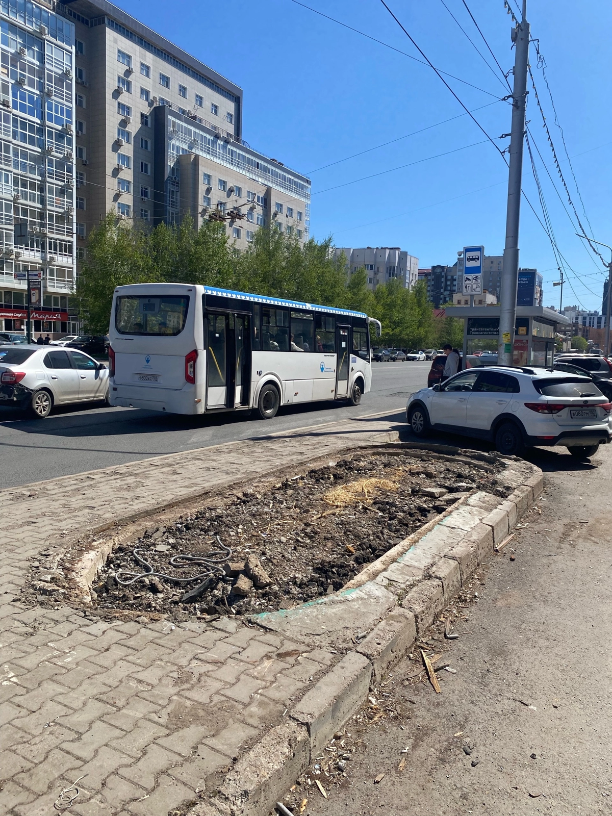 😑 Утро начинается с того что у меня украли кофейню… | Сетка — социальная сеть от hh.ru