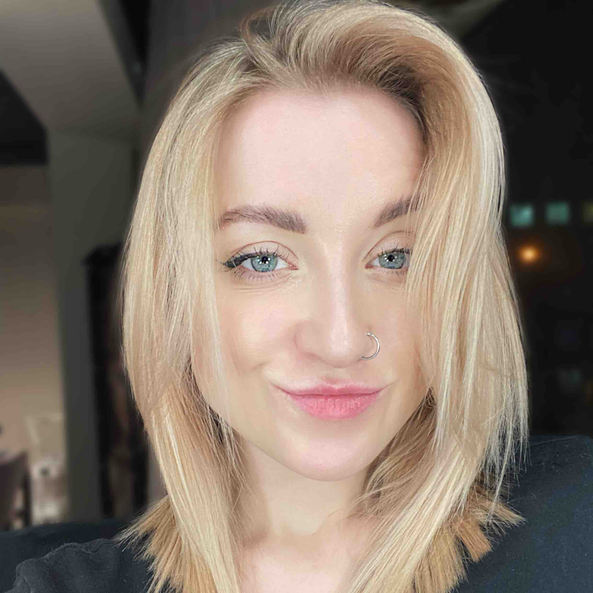 Алена Костенкова