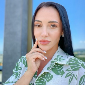 Юлия Кабанова