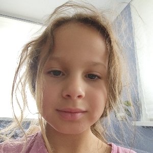 Анна Комнова
