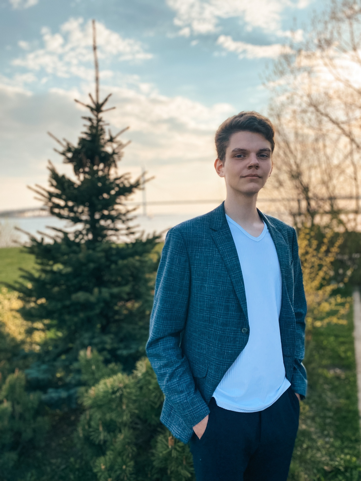 Александр Голанцев