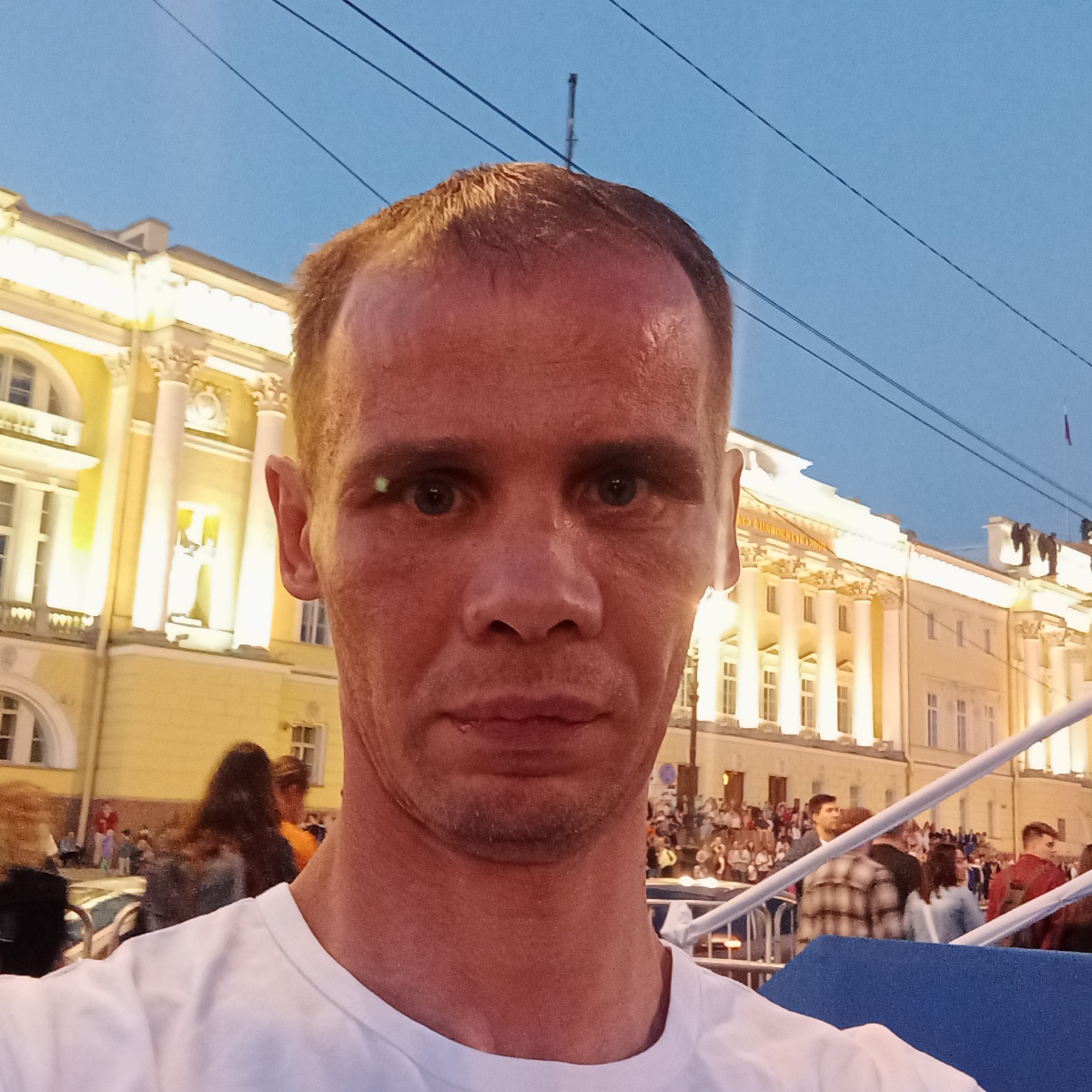 Павел Лапин