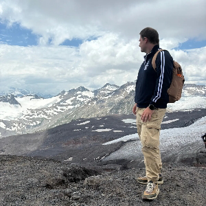 Максим Золотов