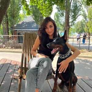 Алина Хуткубия