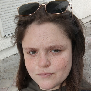 Надя Енина