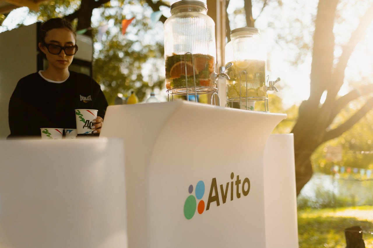 Golden Ring Ultra Trail 100 и активации партнеров
В конце июля в Суздале прошел 10-й фестиваль трейлраннинга Golden Ring Ultra Trail 100 в котором приняло участие более 8 000 участников из 19 стран ми... | Сетка — социальная сеть от hh.ru