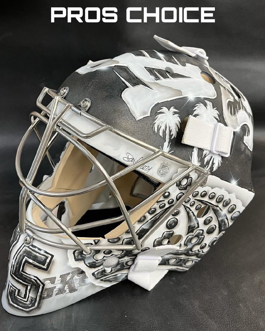 👑 Новый шлем Дарси Кемпера
➡️ Чат
#NHL #Кингс #НХЛ #хоккей #шлем | Сетка — социальная сеть от hh.ru