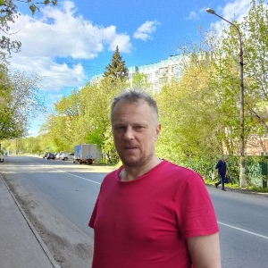 Юрий Лапшин