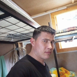 Жахон Магмаив