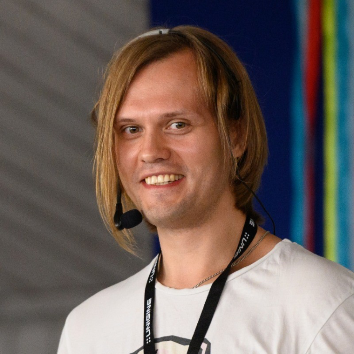 Андрей Викторов