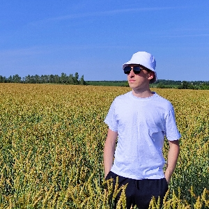 Евгений Меличенков