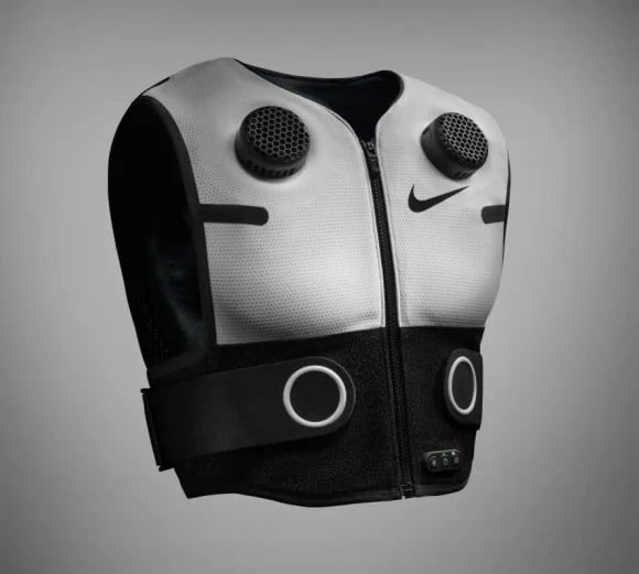 ⛹️‍♂️Умная спортивная одежда от Nike!
Nike и бренд Hyperice представили высокотехнологичные кроссовки Nike x Hyperice Boots и жилет Nike x Hyperice Vest | Сетка — социальная сеть от hh.ru