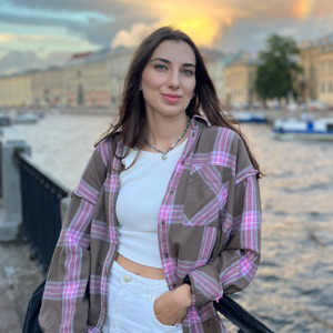 Алина Шогенова | Сетка — социальная сеть от hh.ru