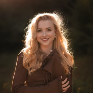 София Брусник | Сетка — социальная сеть от hh.ru