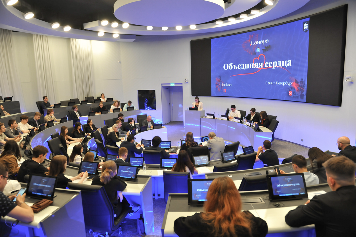 всем привет! меня зовут миша и мне 22 года. вот уже более 2-х лет мы с командой занимаемся развитием «ассоциации региональной молодежи» и делаем много полезного для нашего общества | Сетка — социальная сеть от hh.ru