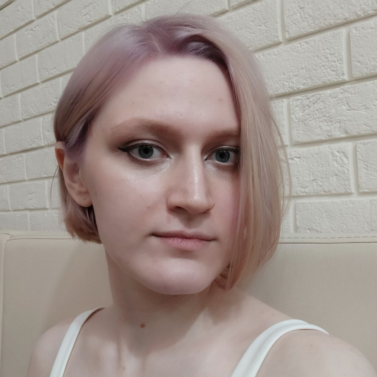 Виктория Комова | Сетка — социальная сеть от hh.ru