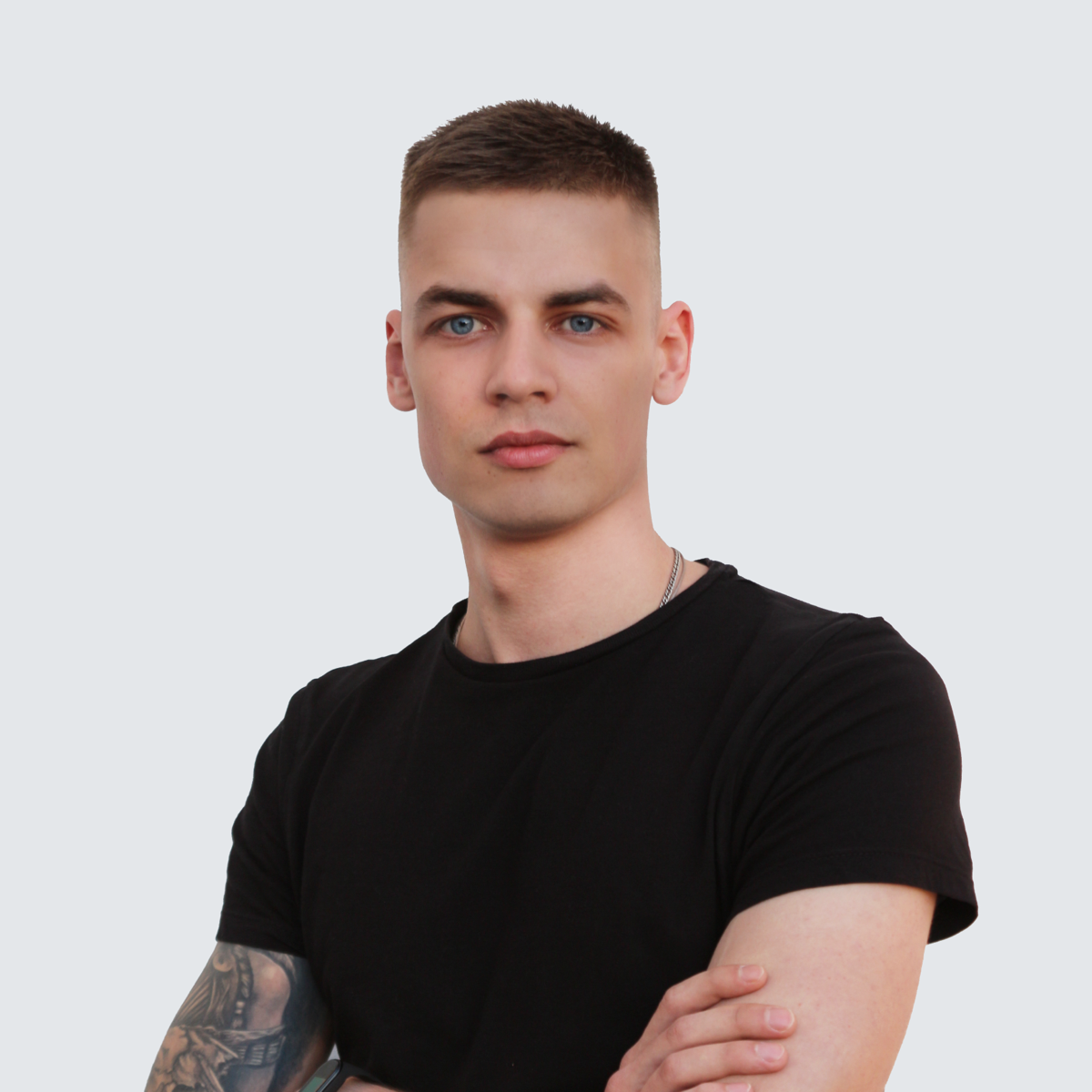 Игорь Попов
