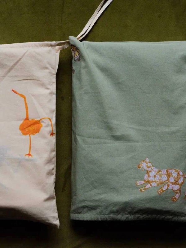 Отель Рихтер
🧸 с Мотыльком разработали детские комплекты белья —незамысловатая, но милая партнерка. Я бы еще сделала какие-то детские боксы. | Сетка — социальная сеть от hh.ru