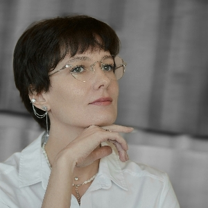 Юлия Мартынова