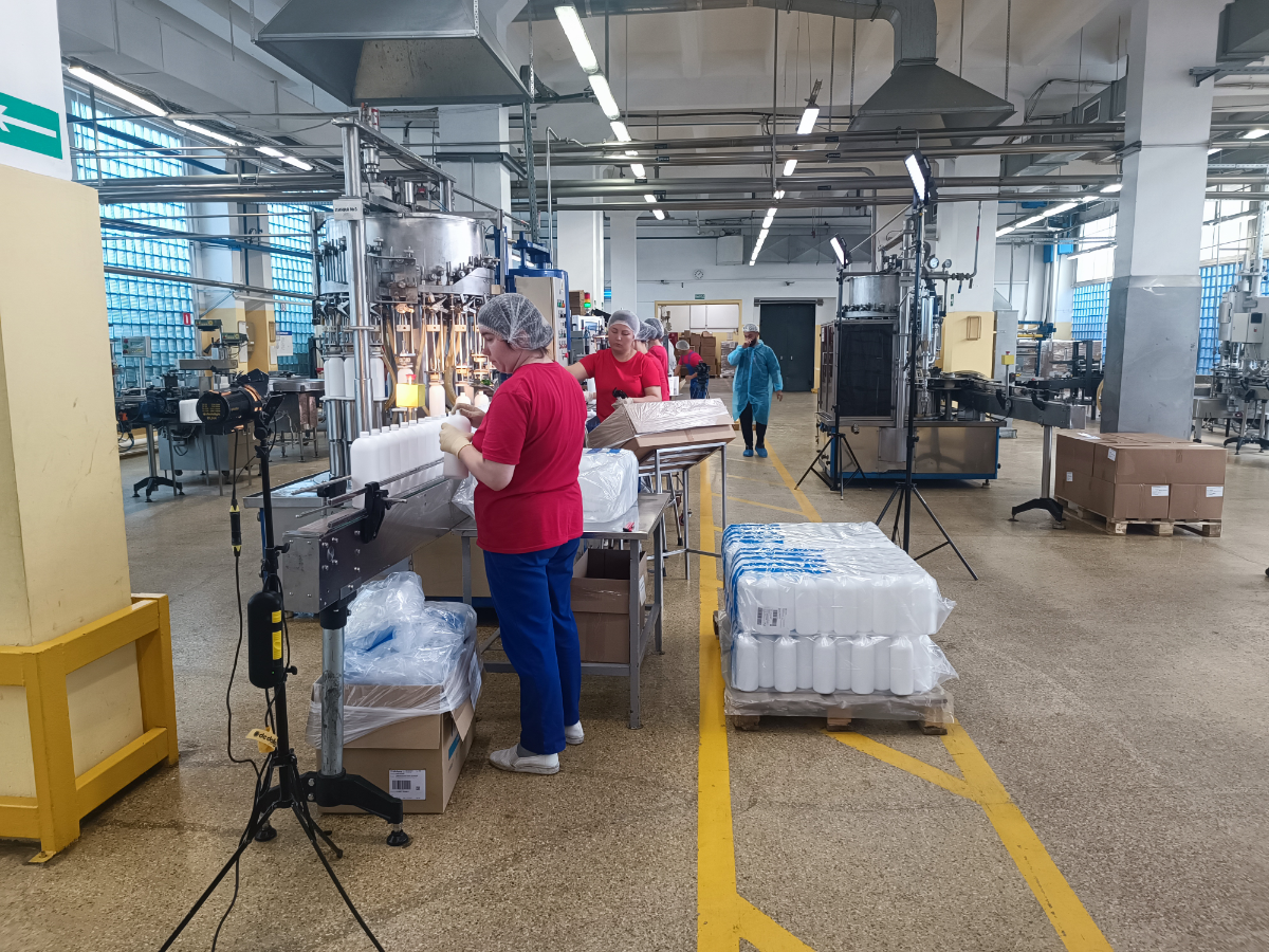 Рассказываю один из кейсов!
Пруфов, к сожалению, не сохранилось! Да и сложно через фото или видео передать результаты 3х месечной, проектной работы по выстраиванию протоков, сокращению складских запас... | Сетка — социальная сеть от hh.ru