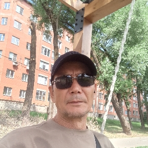 Алишер Юсупов