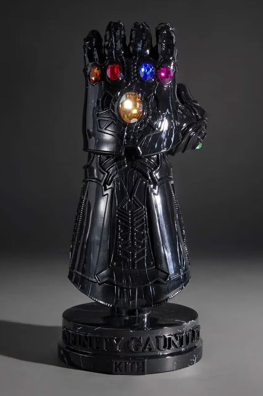 💎Перчатка Бесконечности на стиле
Дизайнеры из KITH и Marvel, в честь 85-летия последней, разработали ограниченную серию Перчаток Бесконечности. Выглядит конечно клёво, но есть небольшая проблема | Сетка — социальная сеть от hh.ru