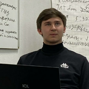 Максим Ковальчук | Сетка — социальная сеть от hh.ru