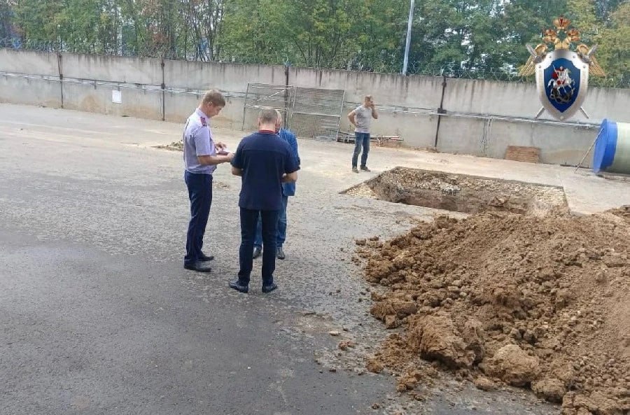 🆘 Рабочего завалило землёй на стройплощадке в Нижнем Новгороде
7 августа 37-летнего рабочего засыпало землёй на строительной площадке в Приокском районе Нижнего Новгорода, и он не смог самостоятельно ... | Сетка — социальная сеть от hh.ru