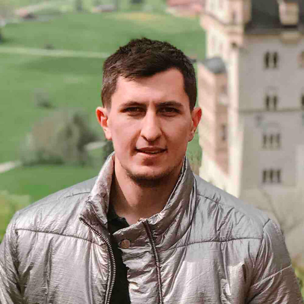 Роман Минаков