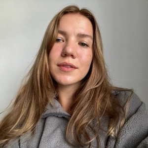 Юлия Истомина | Сетка — социальная сеть от hh.ru