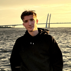 Danil Sergeev | Сетка — социальная сеть от hh.ru