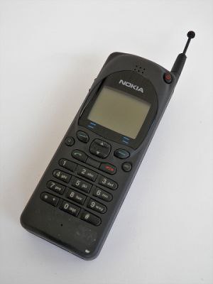 #фифобзор
Ну и, конечно, Бестолковые ещё и гимн сотовым телефонам | Сетка — социальная сеть от hh.ru