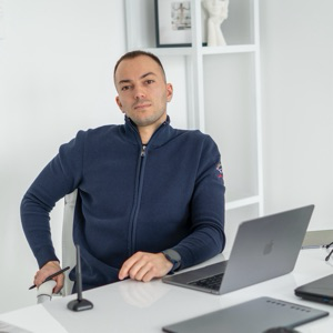 Роман Собенников | Сетка — социальная сеть от hh.ru