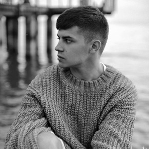 Влад Мартьянов