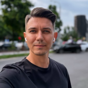 Юрий Мальцев