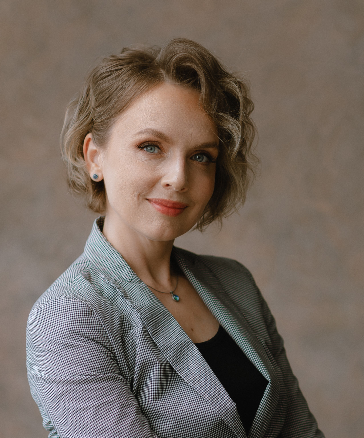 Оксана Леонова | Сетка — социальная сеть от hh.ru