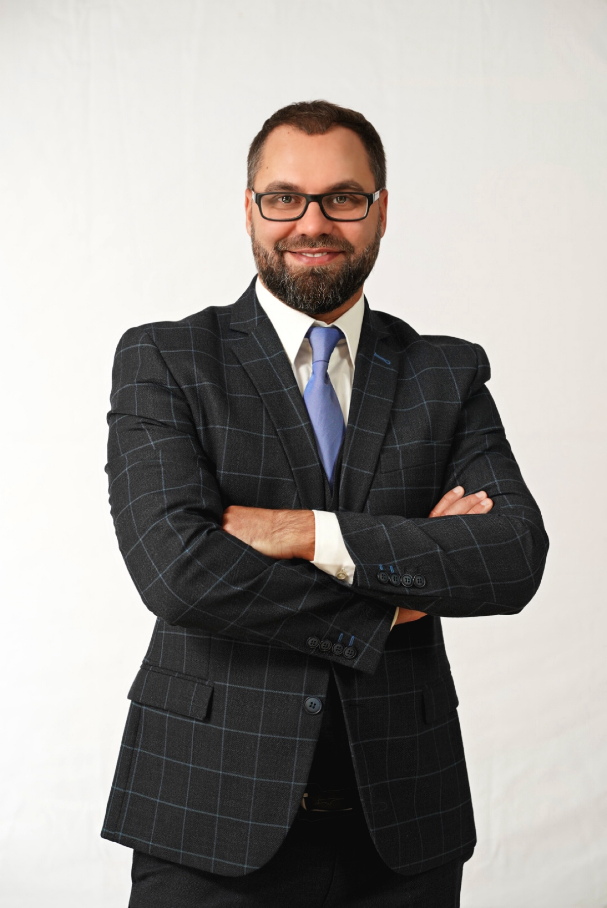 Денис Гребенников